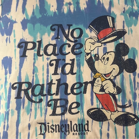 Disneyland Resorts Tye Dye T-Shirt “No Place I’d Rather Be” NWT - Picture 3 of 4